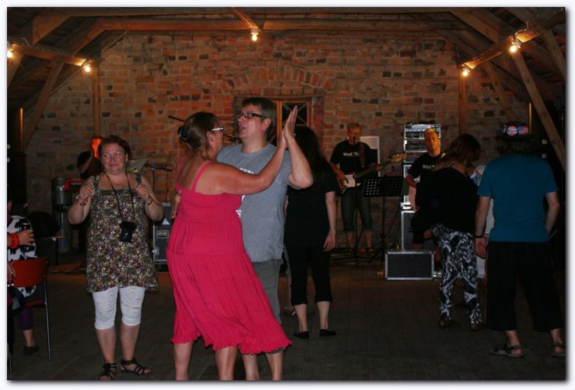 802x537 pixels (59K)